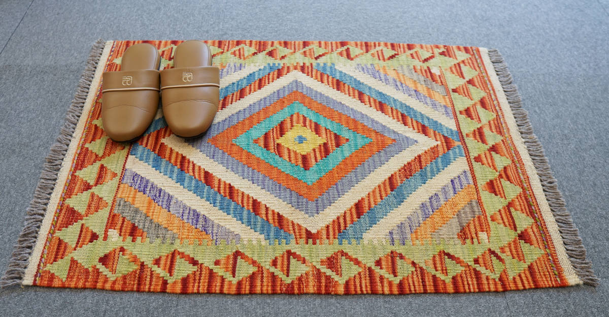 88×60cm【アフガニスタン手織りキリム】手織り絨毯-