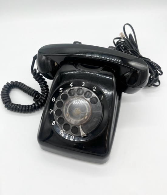 S1512 Toshiba black telephone 601-A2 dial type Showa Retro electrical appliances electro- confidence telephone . company TOSHIBA antique Vintage interior collection 