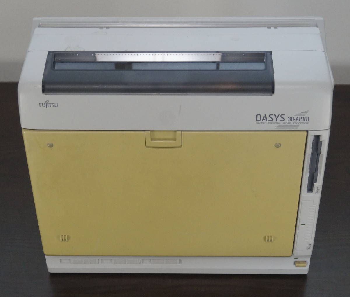 * prompt decision equipped * Fujitsu made word-processor *OASYS 30-AP101* accessory great number * operation guarantee equipped * maintenance settled *