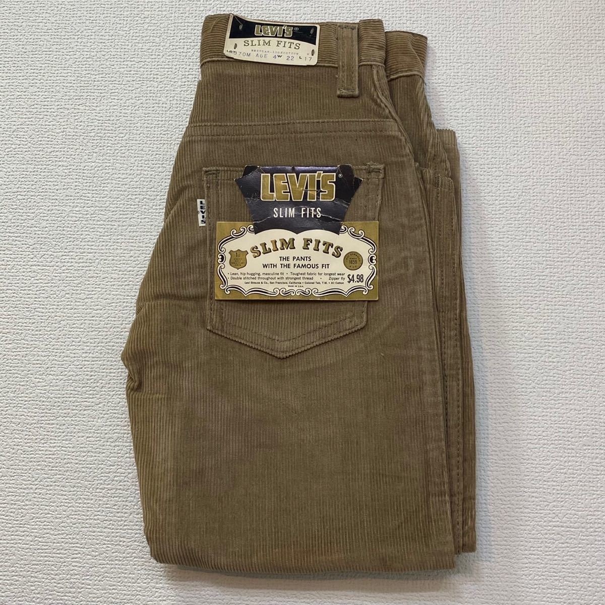2022年のクリスマスの特別な衣装 コーデュロイ 8370M Levi's 製
