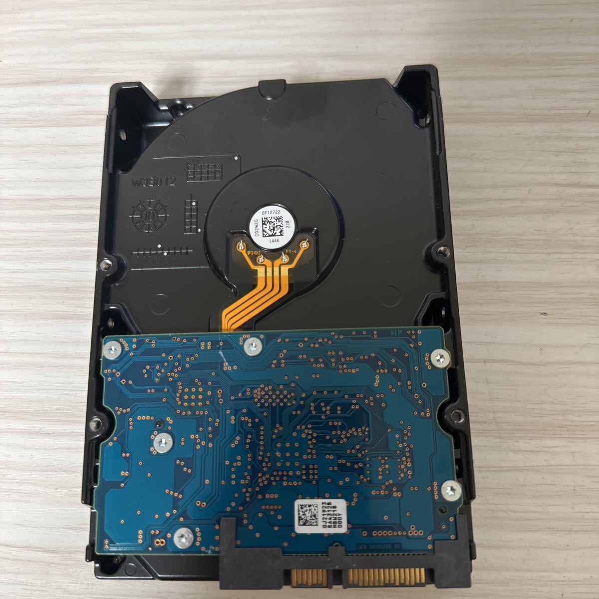 Z48:【動作保証/使用0時間/AVコマンド対応】SATA 3TB Hitachi HDS5C3030BLE630 3.5インチHDD 3000GB_画像3