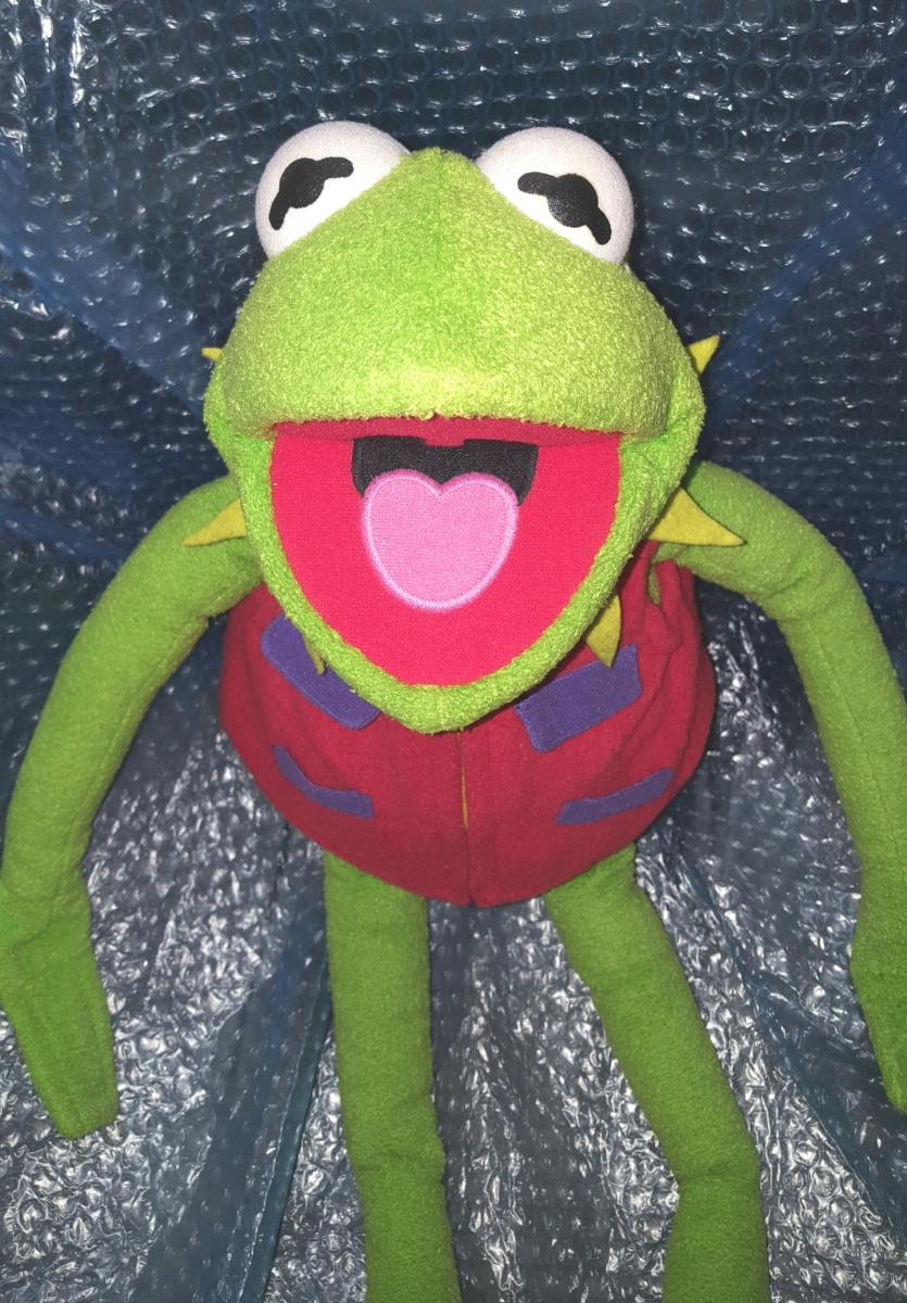 正規品 カーミット ぬいぐるみ 赤 ジャケット 特大 BIG 60㎝ セサミストリート ザ・マペッツ the muppets kermit disney stuffed toy doll_画像1