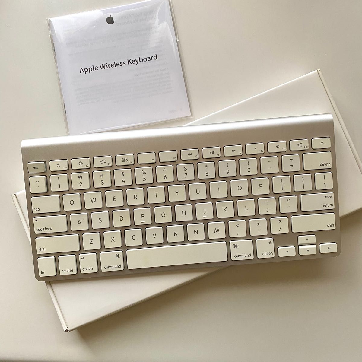 ジャンク品】Apple ワイヤレスキーボード Wireless Keyboard (US