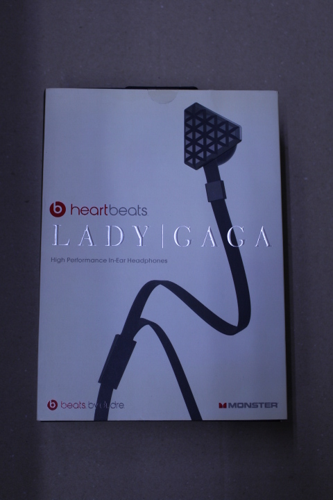 売れ筋新商品 レディーガガ 【アウトレット品】heartbeats コラボ ブラック イヤホン その他 売れ筋新商品 レディーガガ 【アウトレット品】heartbeats コラボ ブラック イヤホン その他
