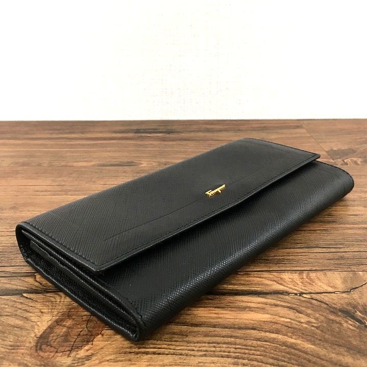 ☆送料無料☆ 極美品 Salvatore Ferragamo 長財布 ブラック ロゴ 箱付き 425_画像6