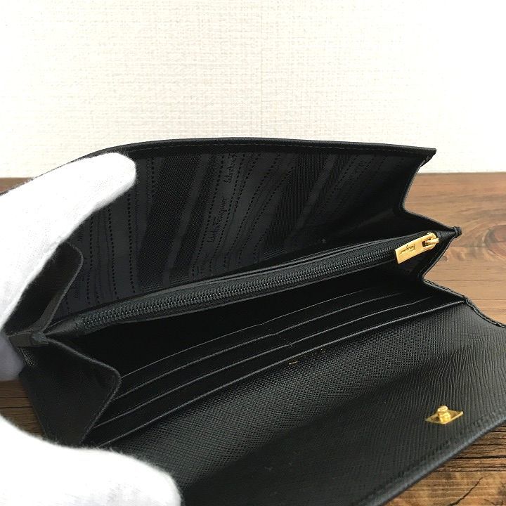 日本産】 ☆送料無料☆ 極美品 425 箱付き ロゴ ブラック 長財布