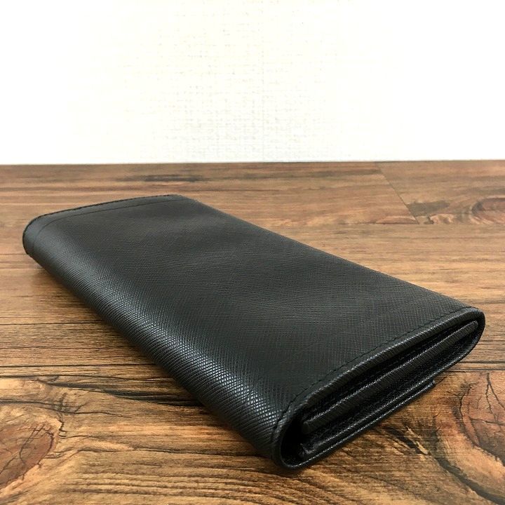日本産】 ☆送料無料☆ 極美品 425 箱付き ロゴ ブラック 長財布