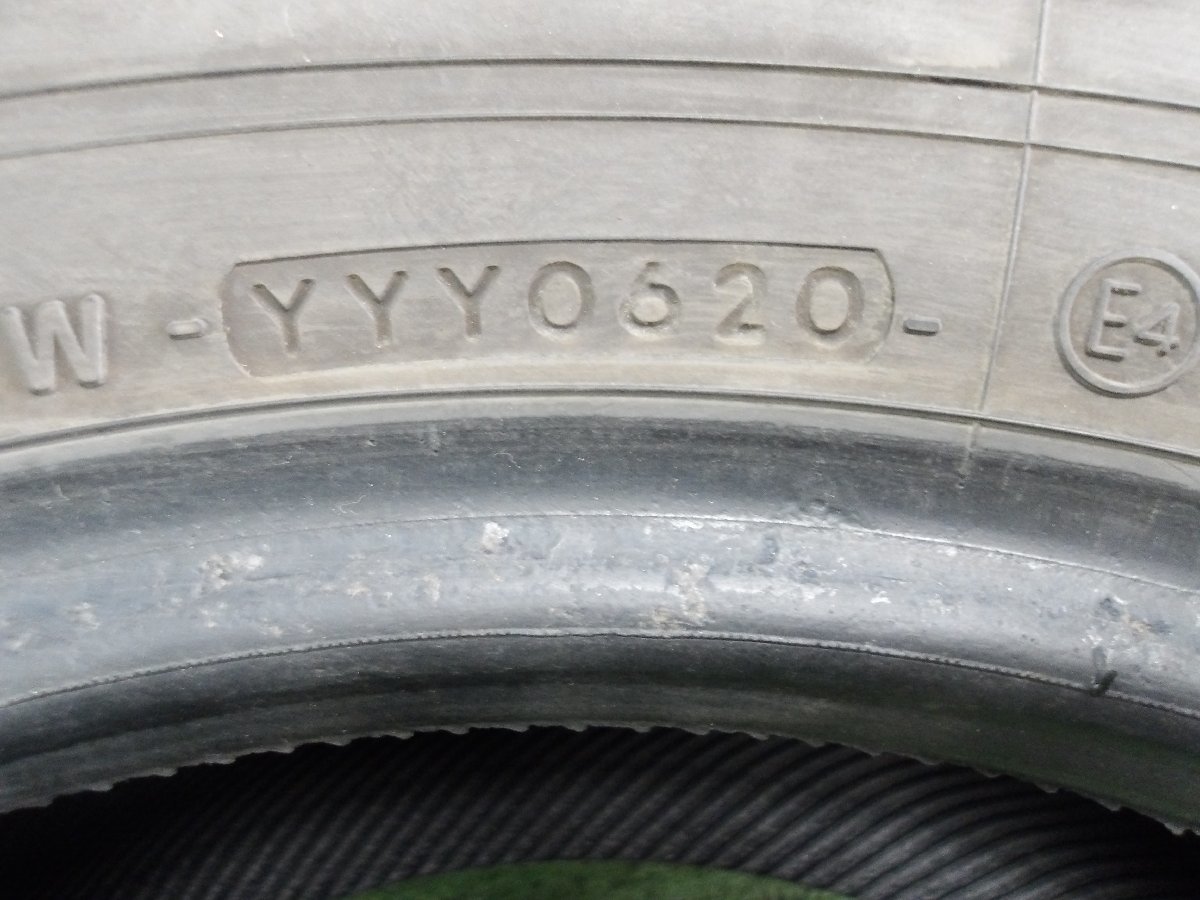 『YOKOHAMA　ヨコハマ　BluEarth RV-02　ブルーアース　215/65R15　2020年製　夏タイヤ　ノーマルタイヤ　4本セット』_画像10