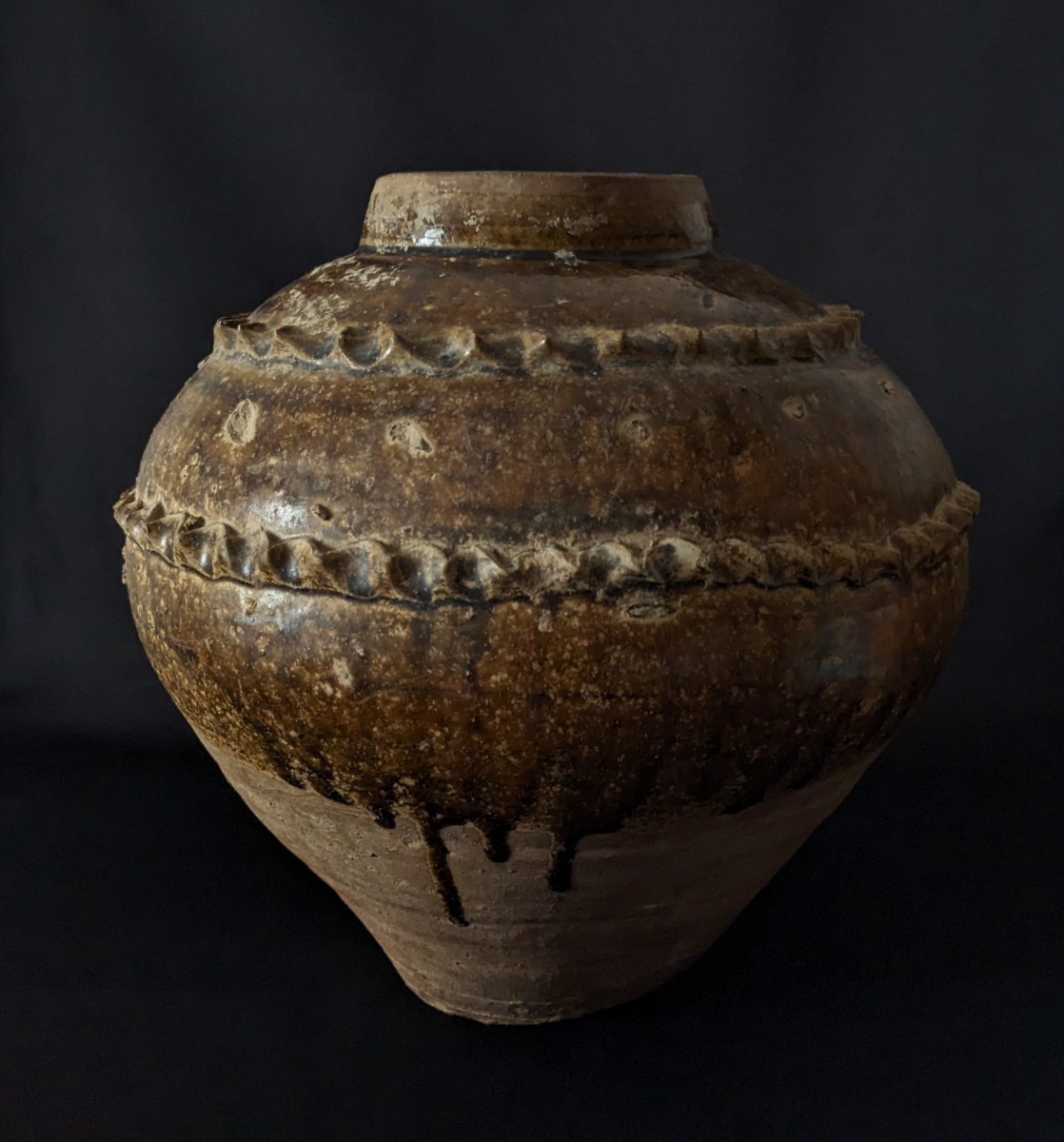 3631 時代　五代　上薬　喝釉　時代物　壷　花瓶　中国　ベトナム