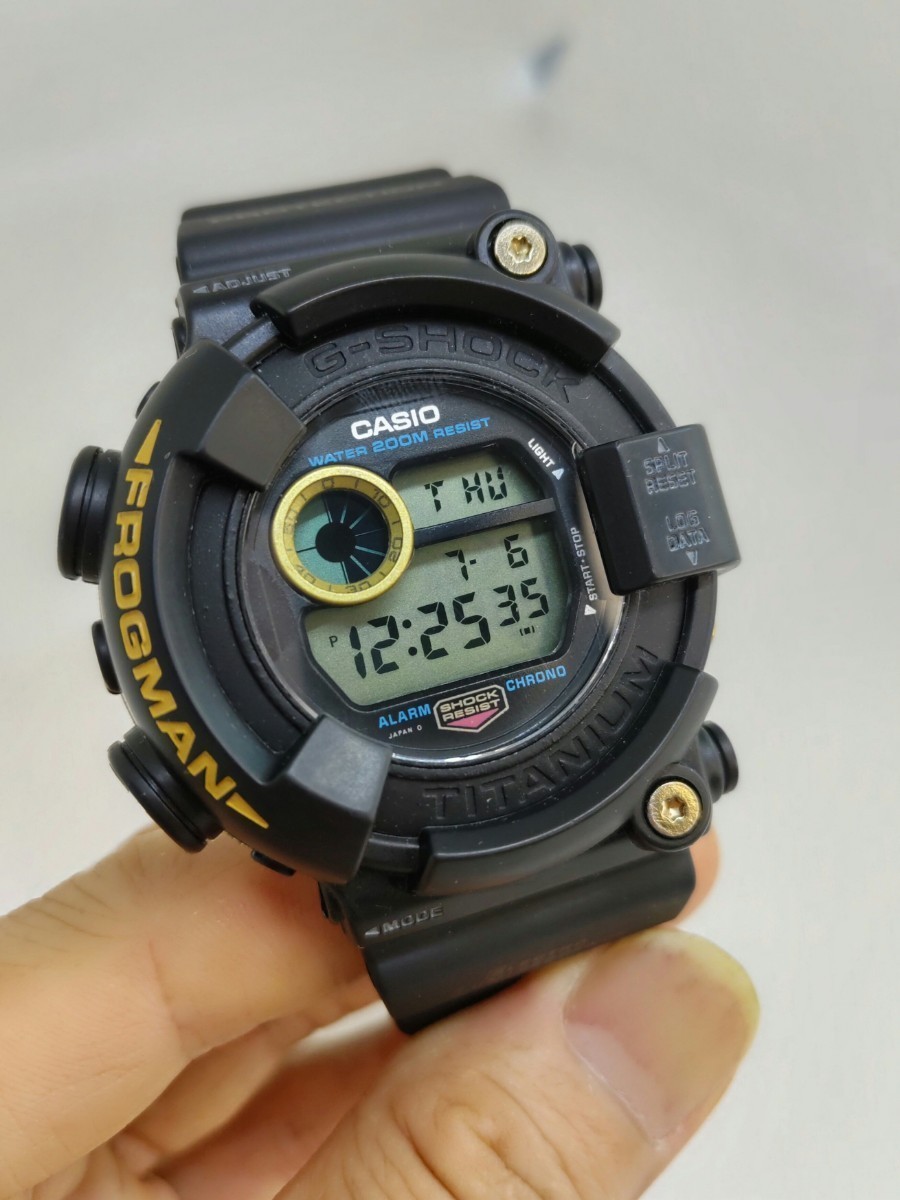 カシオ G-SHOCK DW-8200 フロッグマン