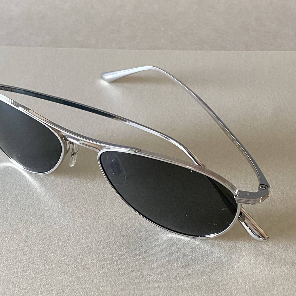 OV192 新品 OLIVER PEOPLES × THE ROW サングラス AERO LA オリバーピープルズ クーポン正規品 めがね、コンタクト 