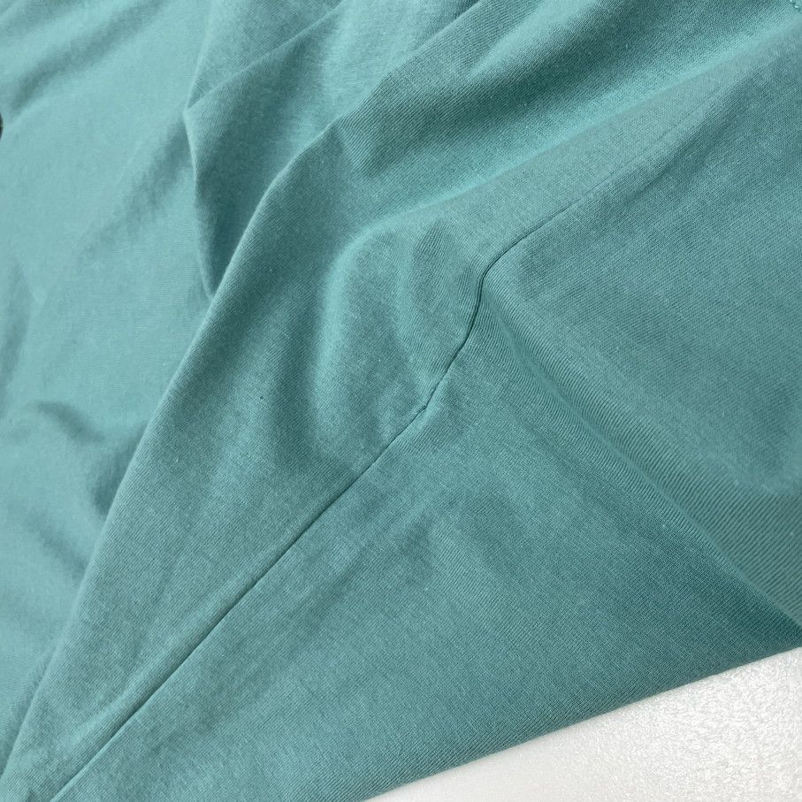 未使用品 /S/ ZARA グリーン ロゴプリント半袖Tシャツ メンズ レディース タグ カジュアル トップス アウトドア キャンプ 緑 デイリー ザラ
