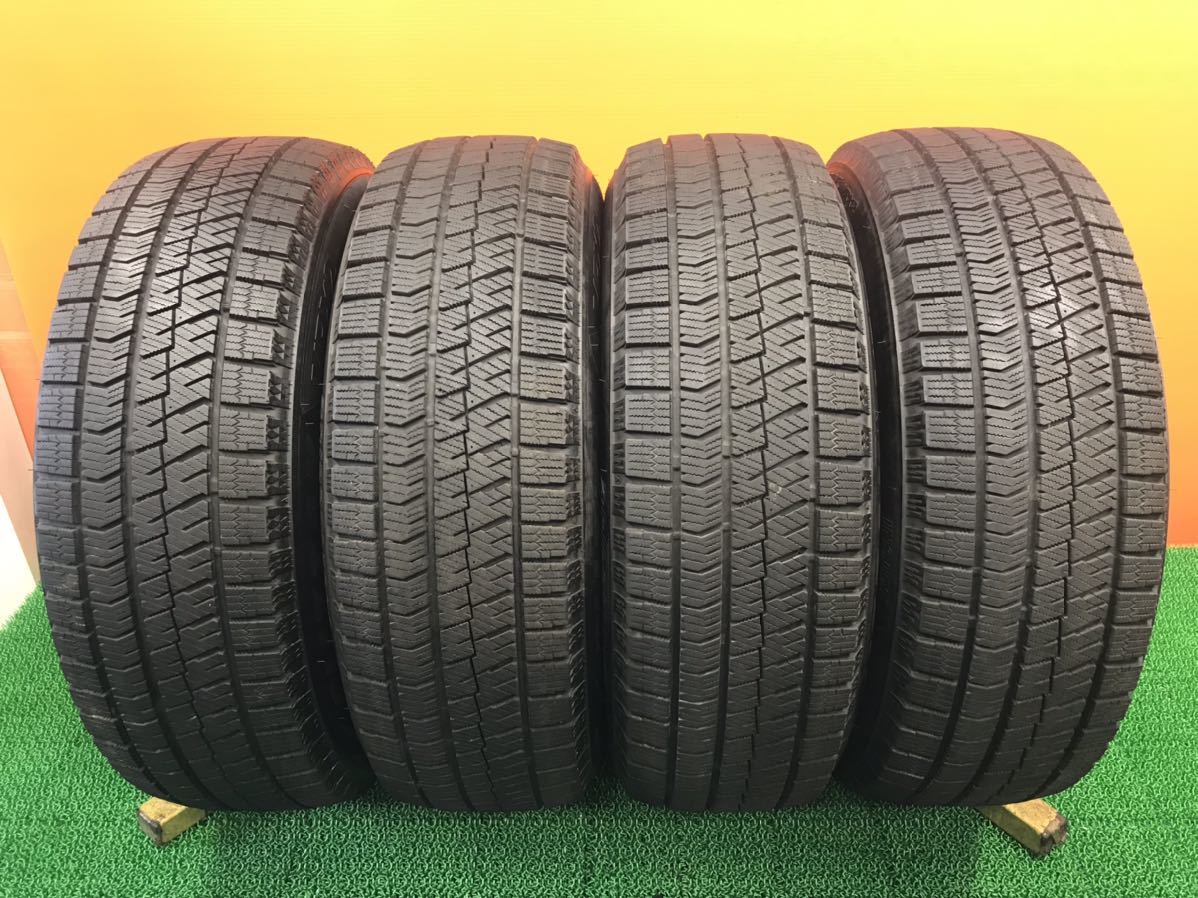 6Y-178)冬 205/65R16 BRIDGESTONE Blizzak VRX2 8.5分山 4本_画像1