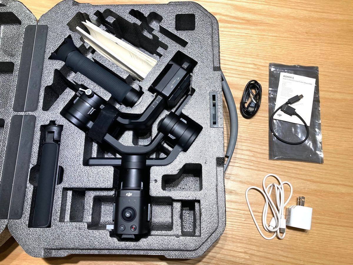 美品 DJI RONIN S エッセンシャル キット スタビライザー 3軸ジンバル