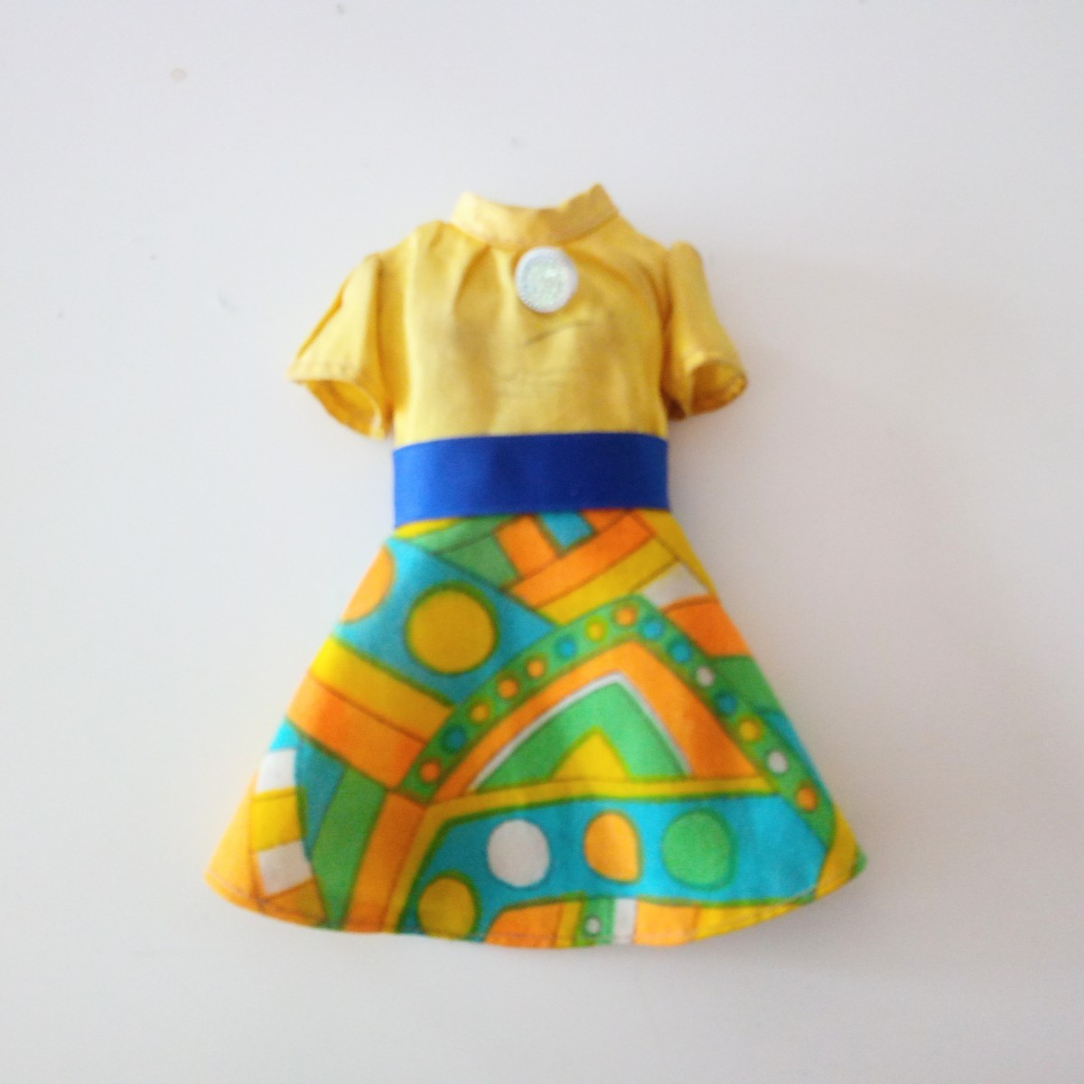 ☆昭和レトロ☆当時物☆初代 リカちゃん☆洋服☆旧ロゴ☆刺繍ロゴ