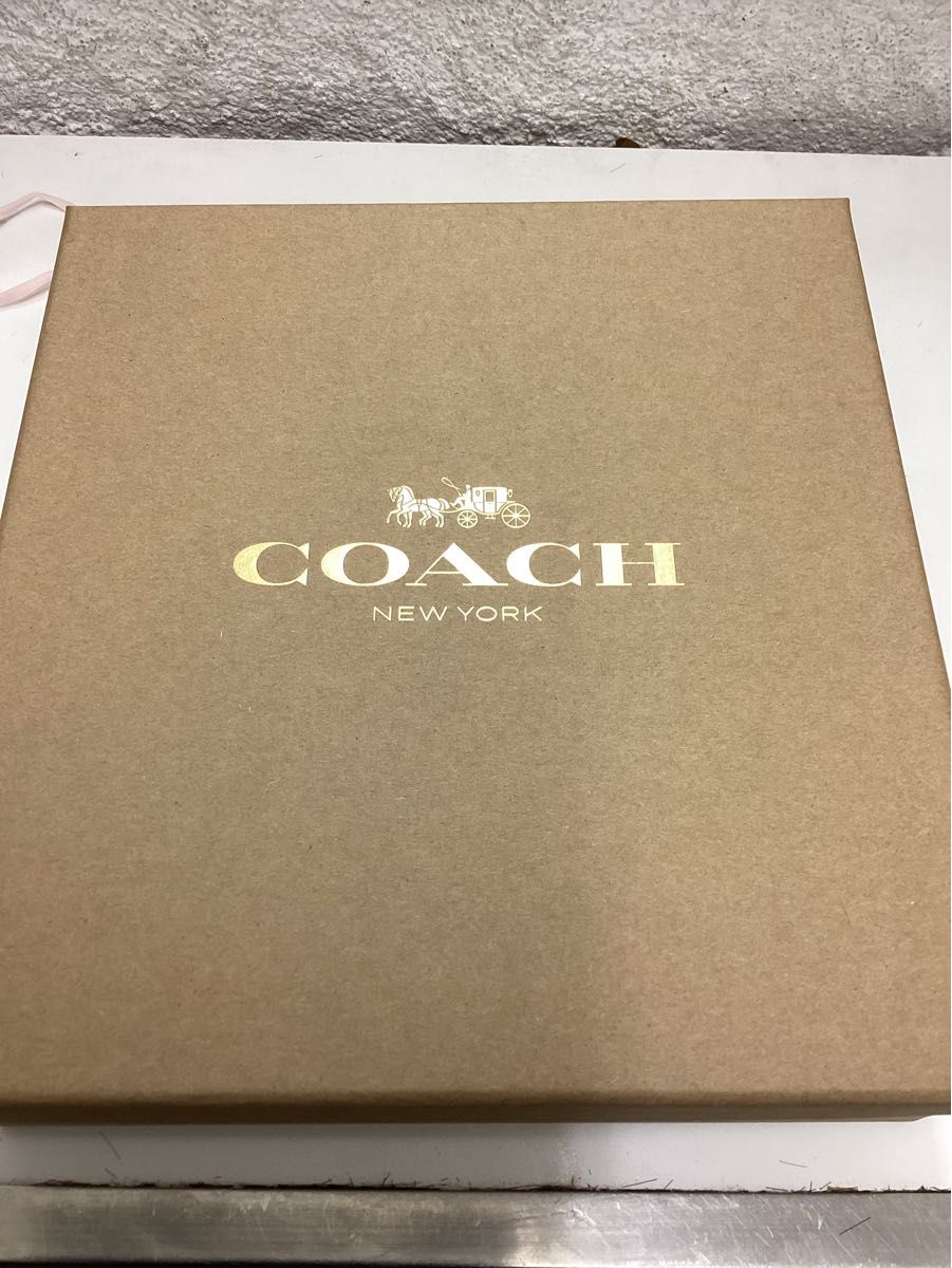 コーチ　coach 首輪　ボックスド ミディアム ペット カラー・シグネチャー キャンバス