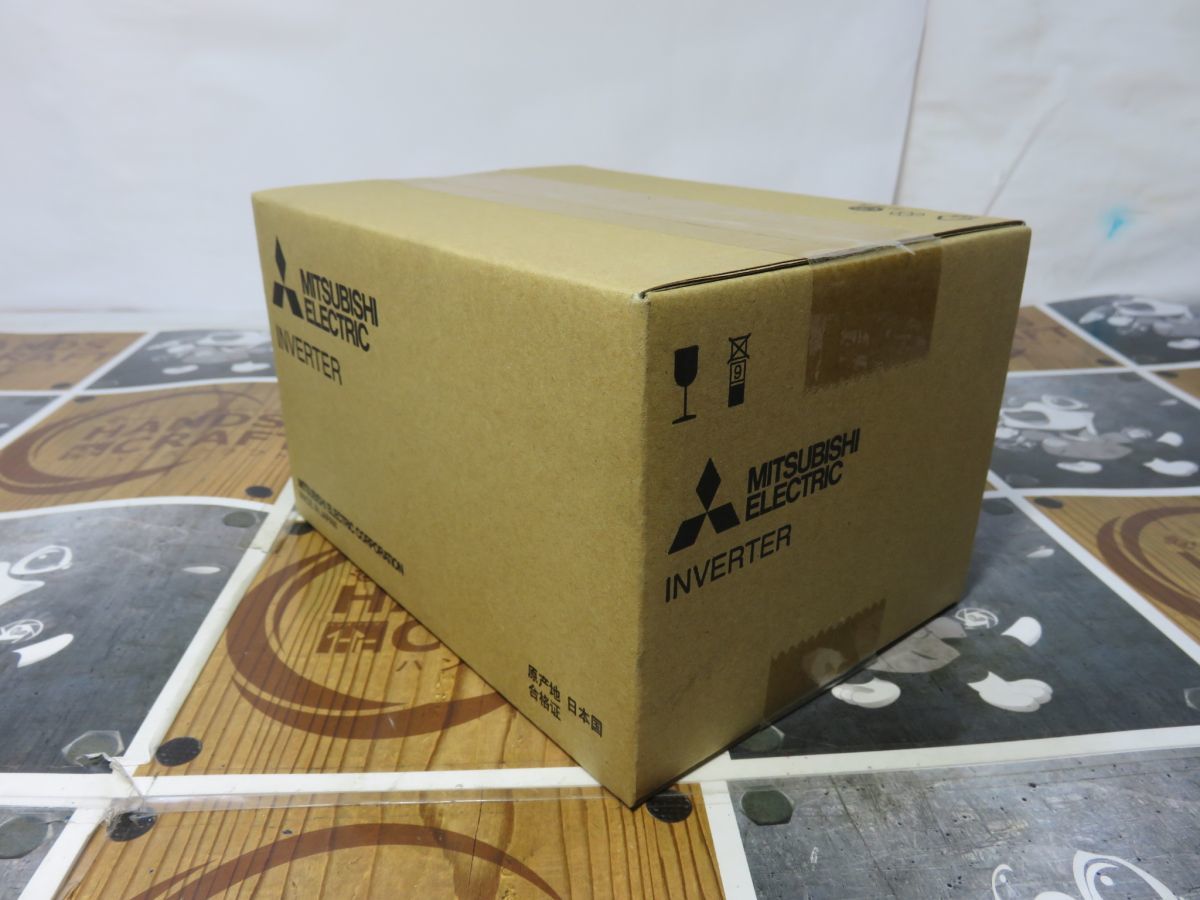 ◆【未使用・未開封品】三菱 ミツビシ FR-E820-0.4K-1 インバーター 2022年製 三相200Vクラス_画像2