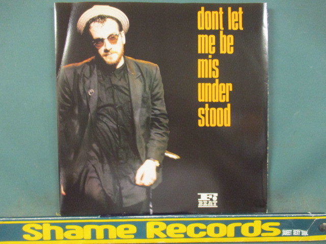 Elvis Costello ： Don't Let Me Be Misunderstood 12'' c/w Baby's Got A Brand New Hairdo // 5点で送料無料_画像1