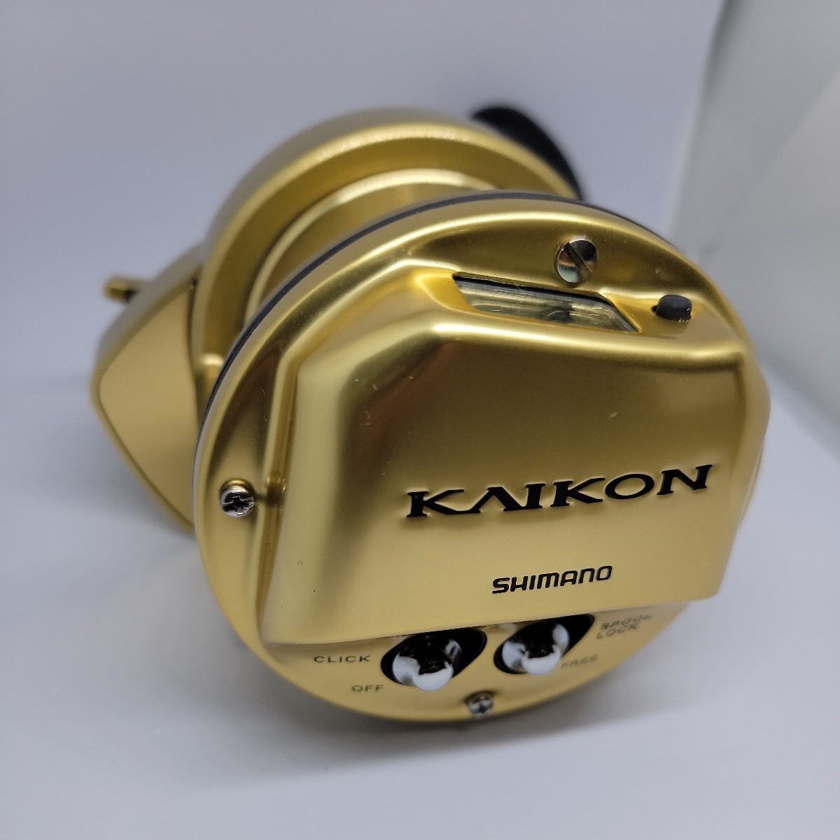 SHIMANO ( シマノ ) 15 海魂 2000T KAIKON 両軸 石鯛 底物リール 新品