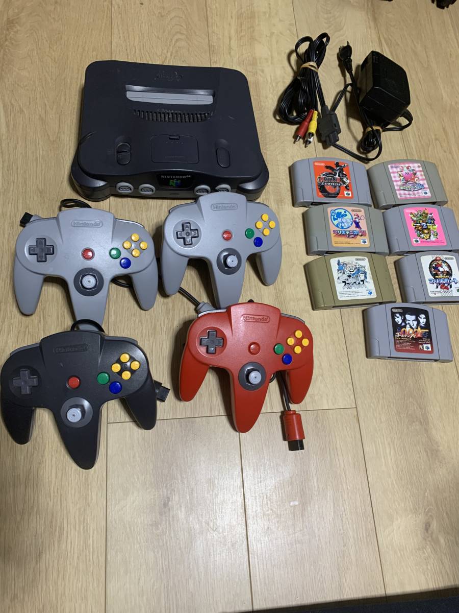 64☆64本体一式4P可☆動作確認済☆007ゴールデンアイ☆大乱闘