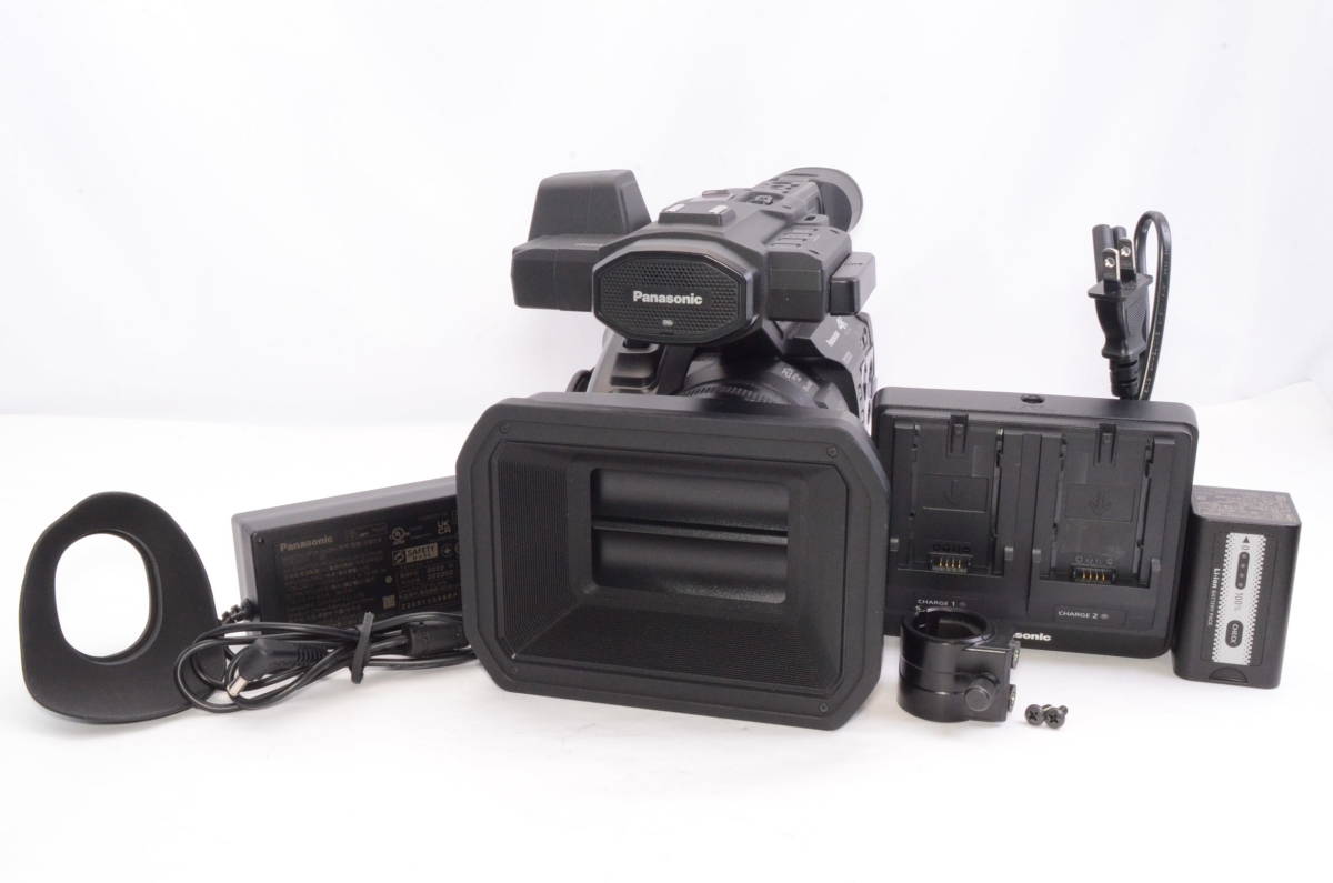 美品★Panasonic パナソニック AG-UX180 ビデオカメラ 60P録画対応 4K 業務用カメラ 07057