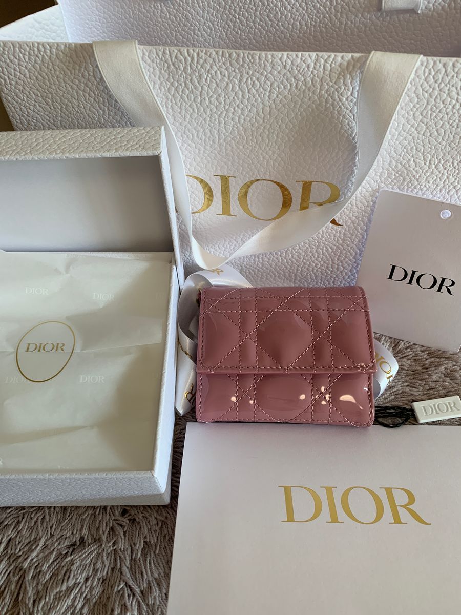 クリスチャンディオール　ロータスウォレット　ピンク 二つ折り財布 Christian Dior 箱付き