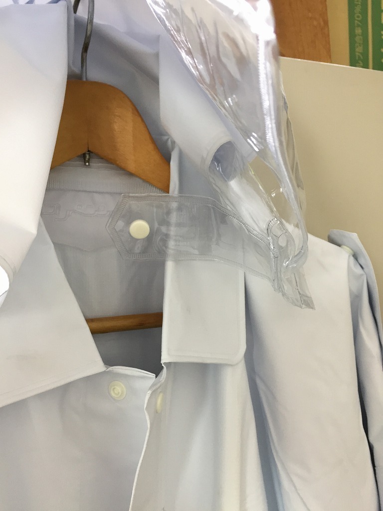 # бесплатная доставка! новый товар! плащ белый NO116/M размер длинный модель крепкий .. перо предотвращение бедствий тоже .. одежда непромокаемая одежда [2F-9]