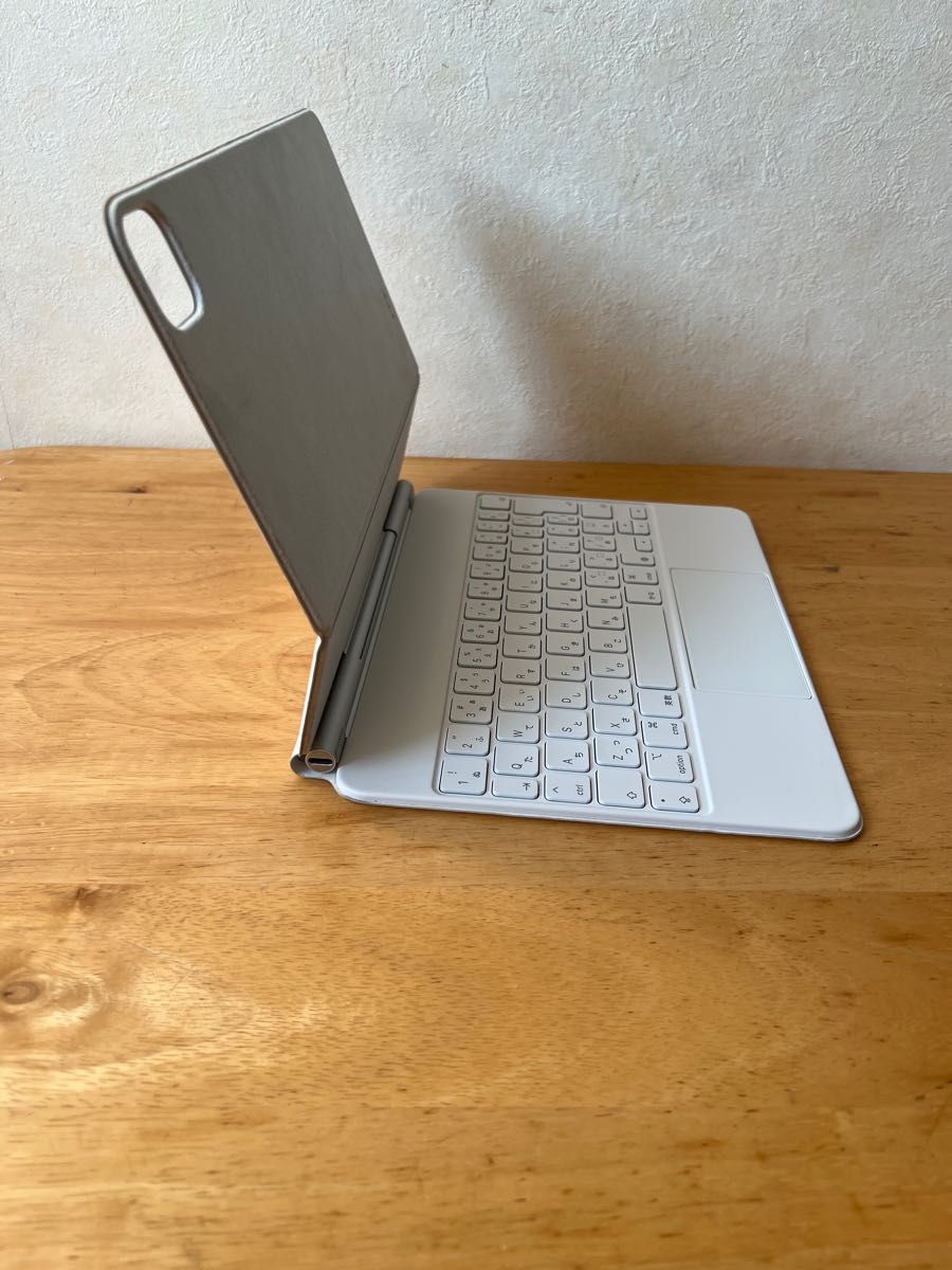 Magic Keyboard iPad インチ用 ホワイト MJQJ3J/A A 純正品 動作