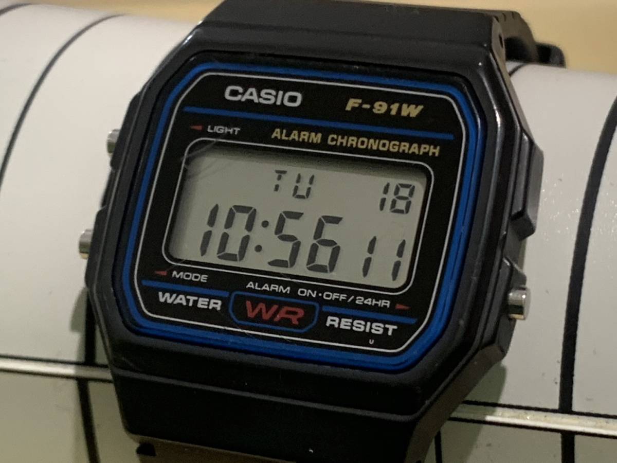 10301☆稼働☆CASIO カシオ 腕時計 メンズ レディース チープカシオ チプカシ 海外モデル デジタル F-91W 難あり彡_画像1