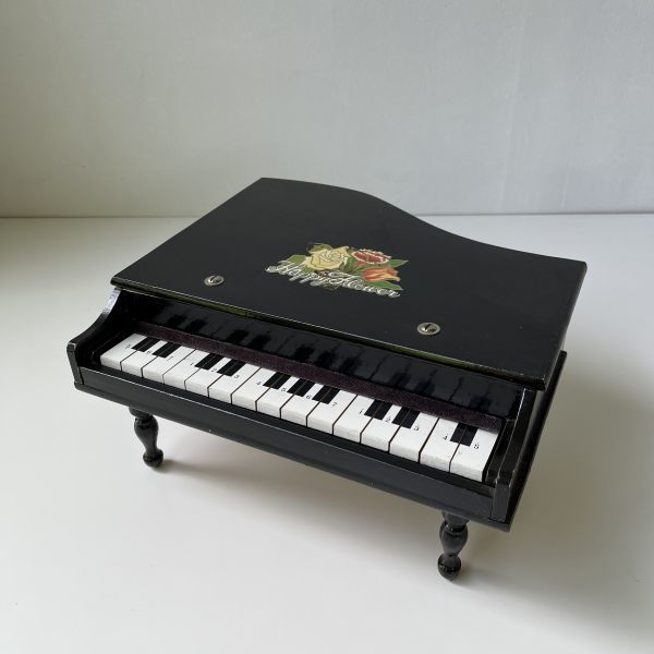  Vintage retro Showa Retro toy. piano toy piano 