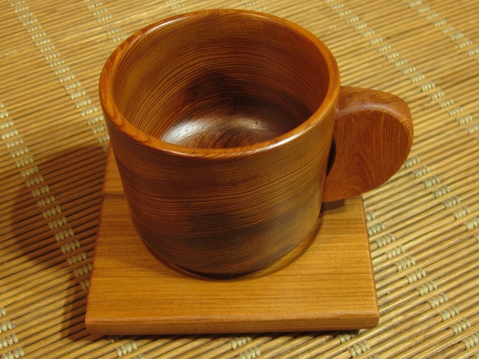 屋久杉工芸品 コーヒーカップ 角満作 新品 鹿児島 屋久島 銘木 湯呑み 一点物 木製 自然木 和風_画像2