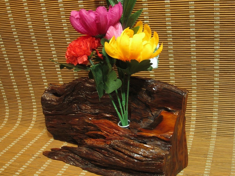 屋久杉工芸品 一輪挿し 花瓶 花器 未使用品 新品 鹿児島 屋久島 木製