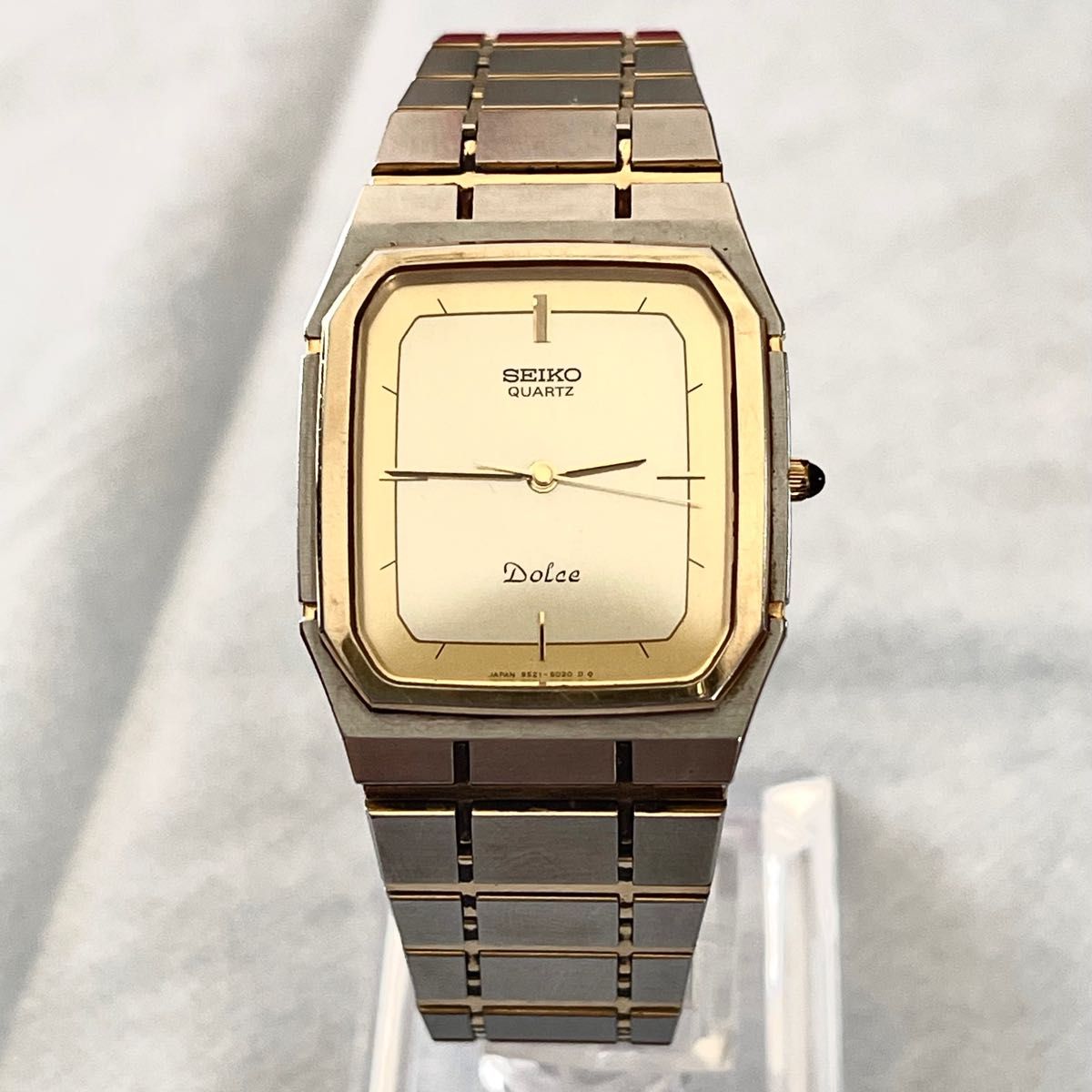 稼働 美品 SEIKO DOLCE メンズ腕時計 超薄型ケース 金ばり スクエア ヴィンテージ 高級クォーツ ドルチェ 激レア