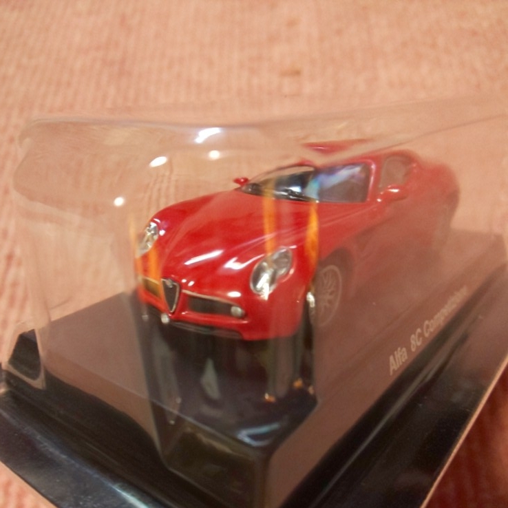 京商 1/64 Alfa Romeo 1 アルファロメオ ８Ｃ コンペツィオーネ 赤 ８Ｃ Competizione レッド 第8弾_画像2