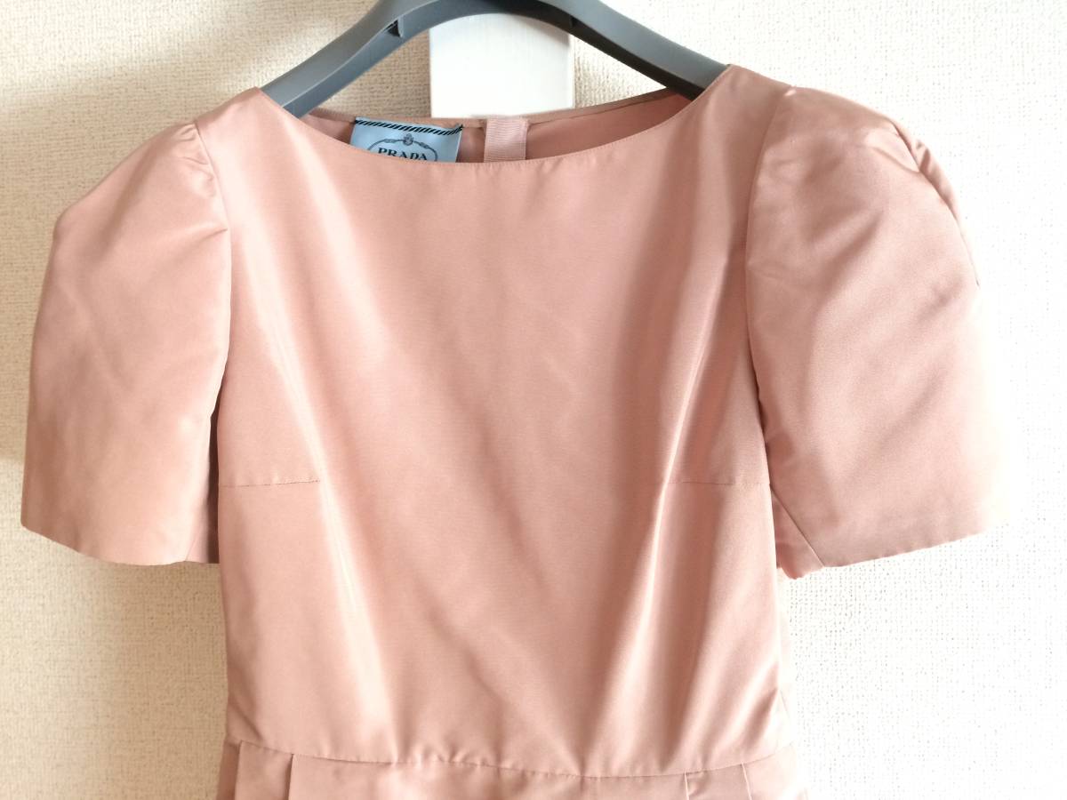  new goods Prada collection top class silk One-piece 40 pink PRADA