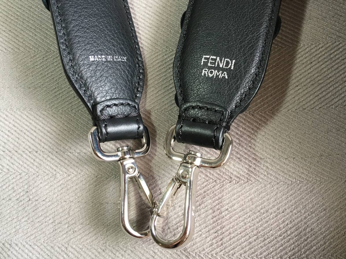  новый товар подлинный товар FENDI Fendi . цветок цветочный узор ремешок You STRAP YOU сумка плечо чёрный черный 