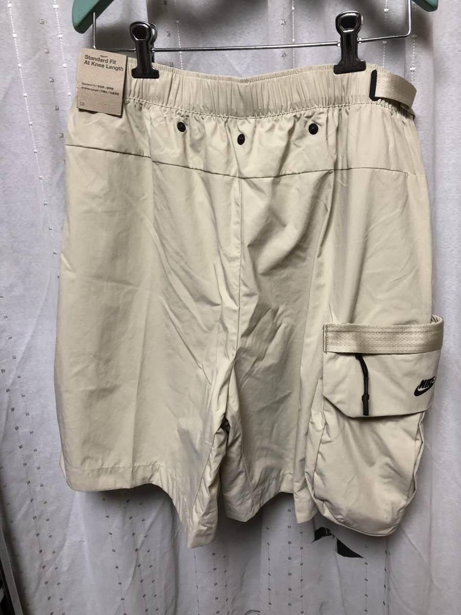 新品 NIKE TECH PACK Shorts XL 15 400円 ハーフパンツ ボディ 新品 NIKE TECH PACK Shorts XL 15 400円 ハーフパンツ ボディ