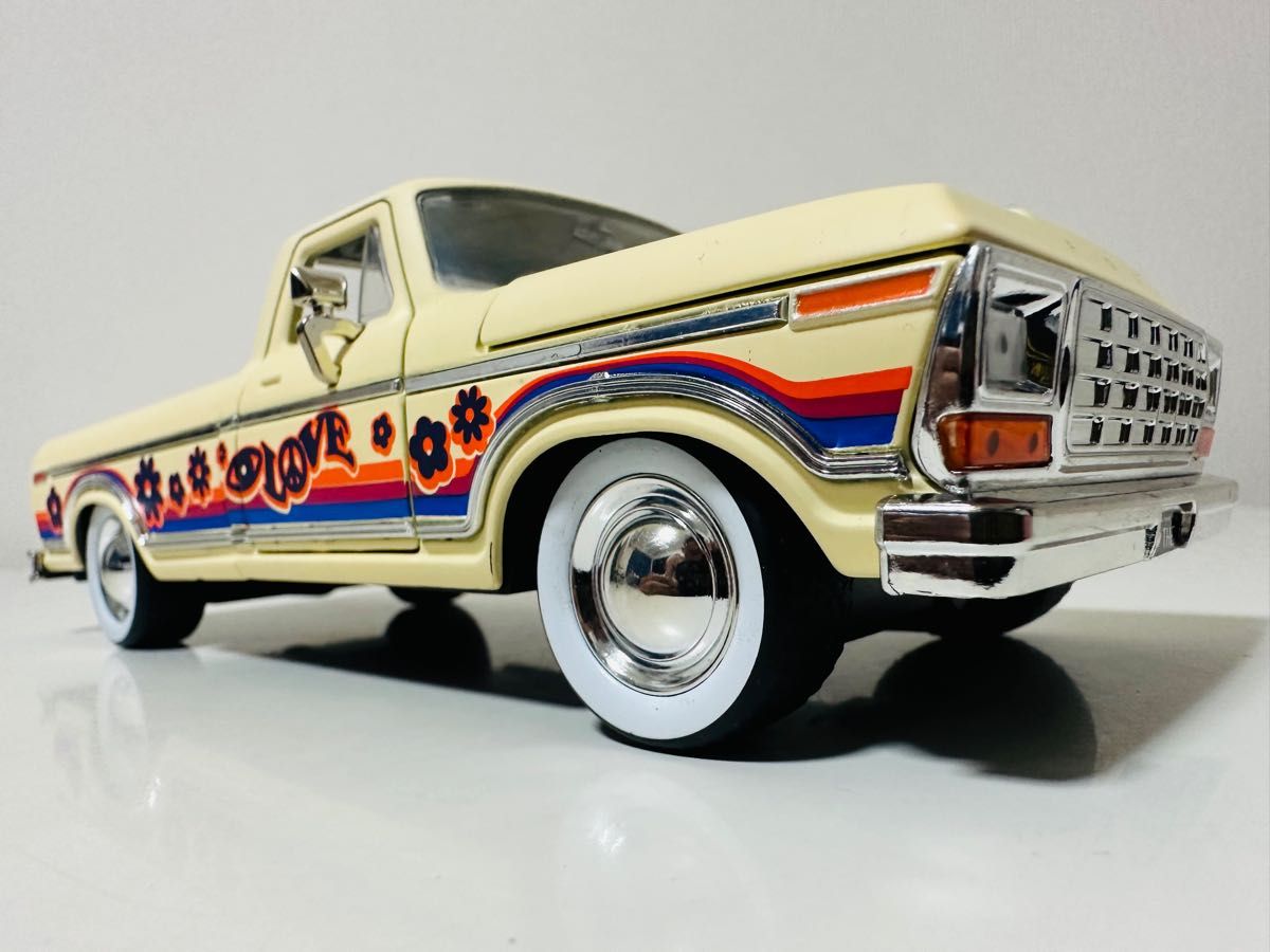 Jadaジェイダ/’79 Fordフォード F-150 kustomカスタム Lowriderローライダー 1/24絶版 