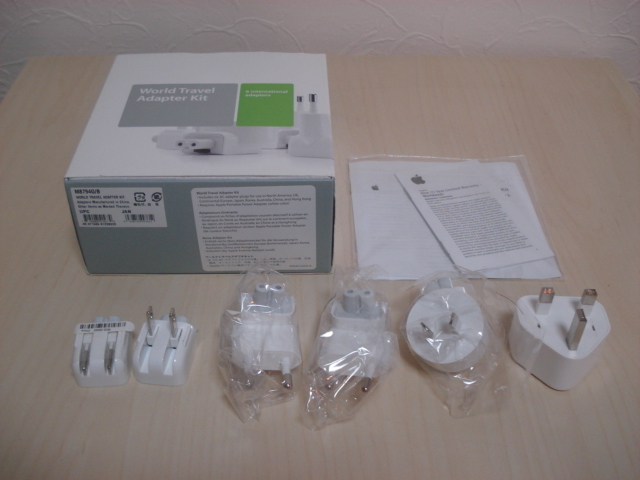 [送料無料 即決] Apple World Travel Adapter Kit M8794G/B USED