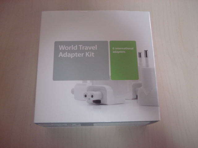 [送料無料 即決] Apple World Travel Adapter Kit M8794G/B USED
