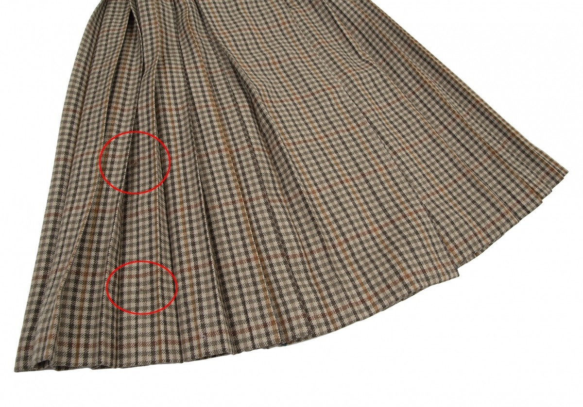 バーバリーズBurberrys' チェック柄ウールプリーツラップスカート ベージュ茶M_裾右側にシミがあります。