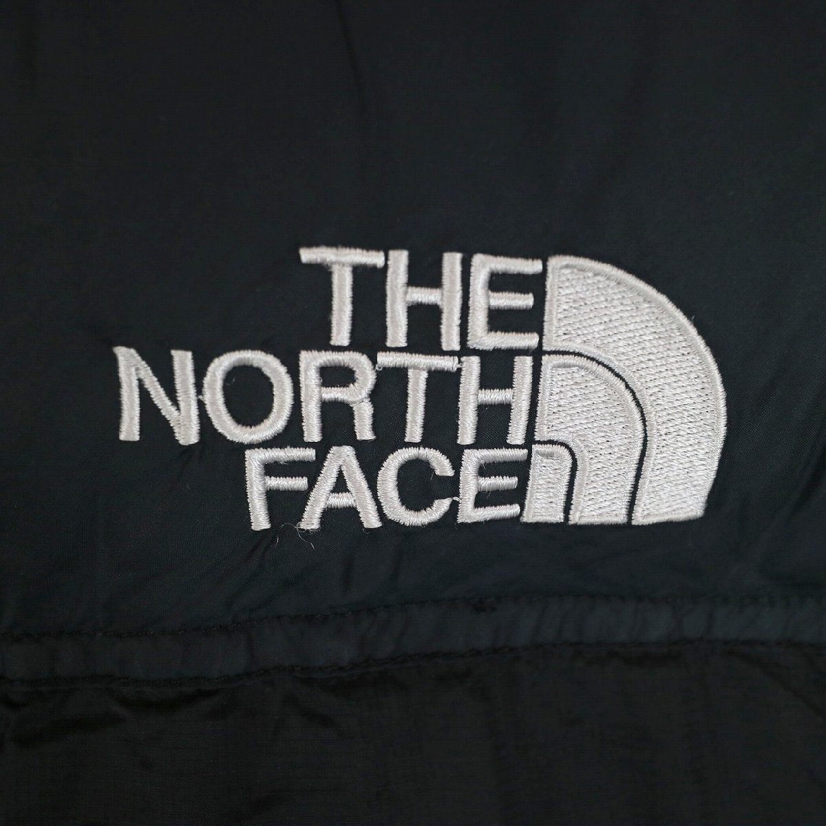 THE NORTH FACE ノースフェイス ヌプシ ダウンベスト アウトドア キャンプ 防寒 ブラック ( メンズ L ) 中古 古着 N4638_画像6