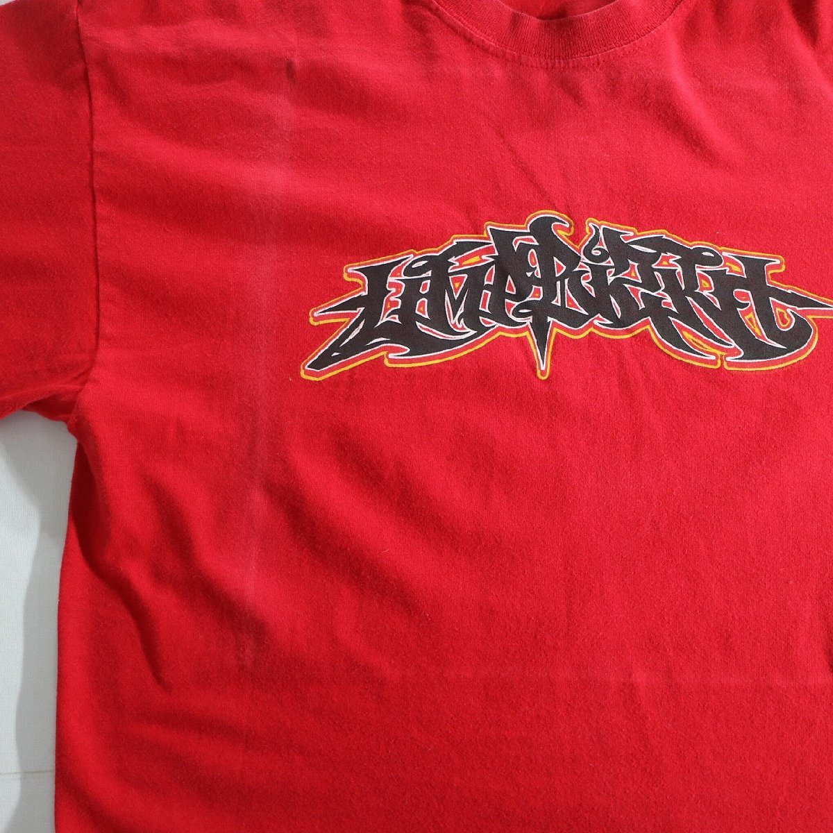 【SALE】F□00年代 Limp Bizkit リンプビズキット バンド プリント Tシャツ レッド 赤色 (Sサイズ相当) 中古 古着 k7237_画像3