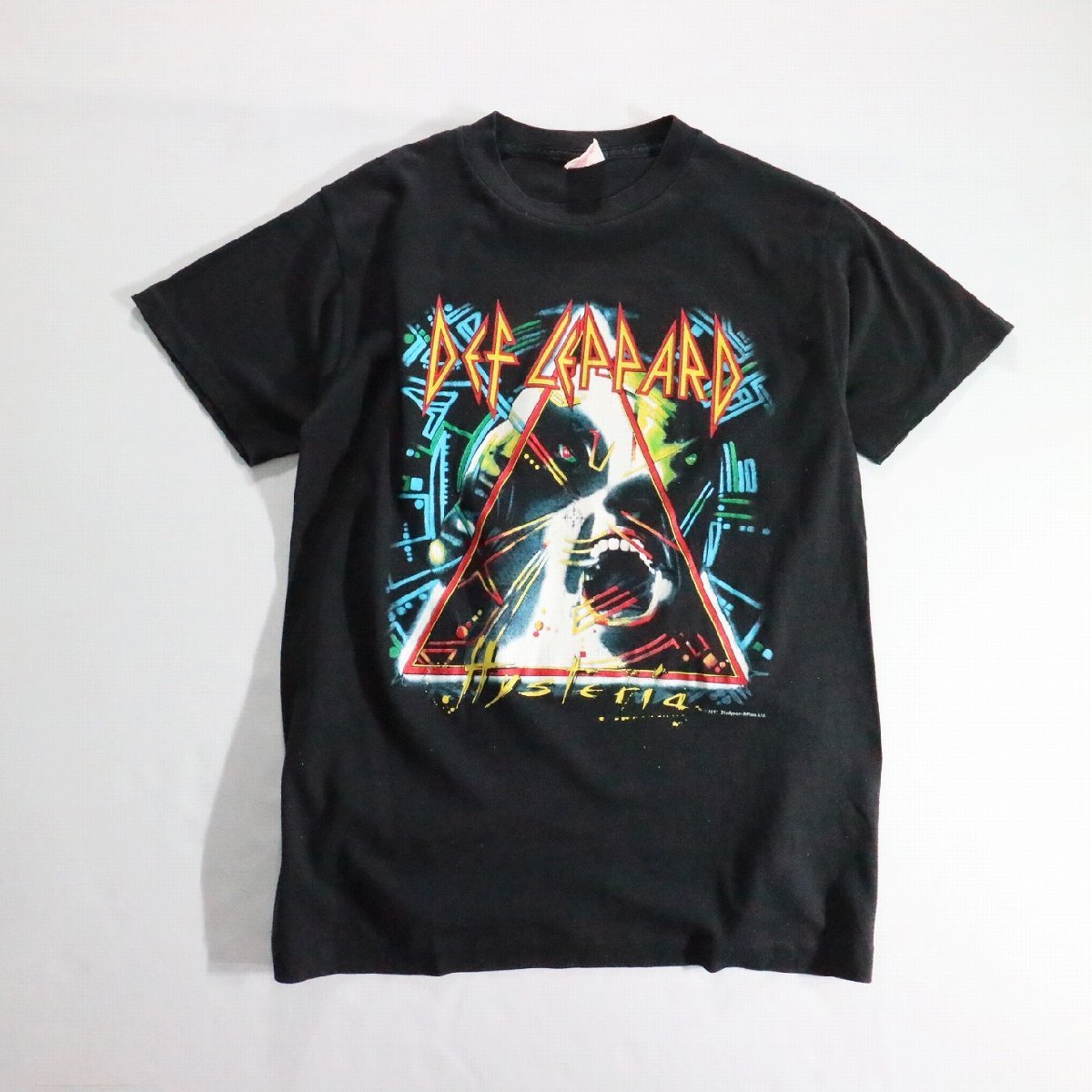 【SALE】F□80年代 USA製 Royal First Class Def Leppard デフレパード Hysteria プリント ツアーTシャツ 黒色 (L) 中古 古着 k73