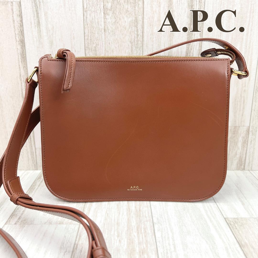 激安の アーペーセー A.P.C. ショルダーバッグ スクエア レザー