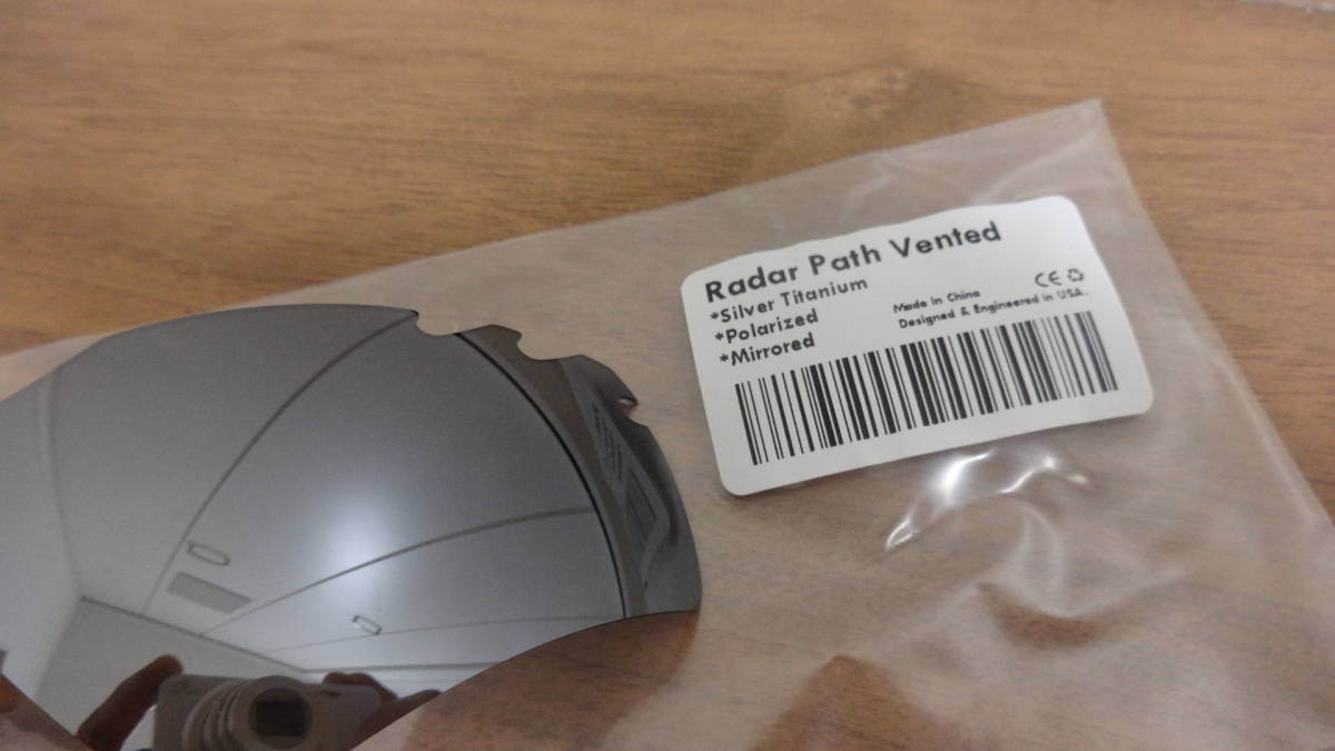 ★オークリー　レーダーパス用 カスタム偏光レンズ　Radar Path VENTED TITANIUM Color Polarized_画像2