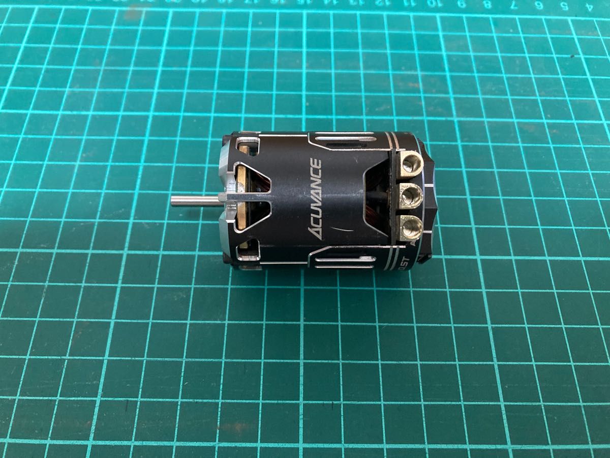 10.5T ホビーラジコン用モーター フレッジFLEDGE 10.5T ブラシレスモーター USED