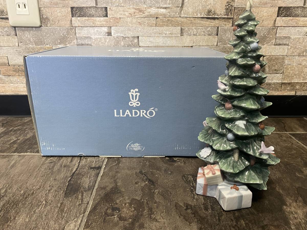 美品 】LLADRO リヤドロ クリスマスの贈りもの 西洋陶磁 陶器人形 置物