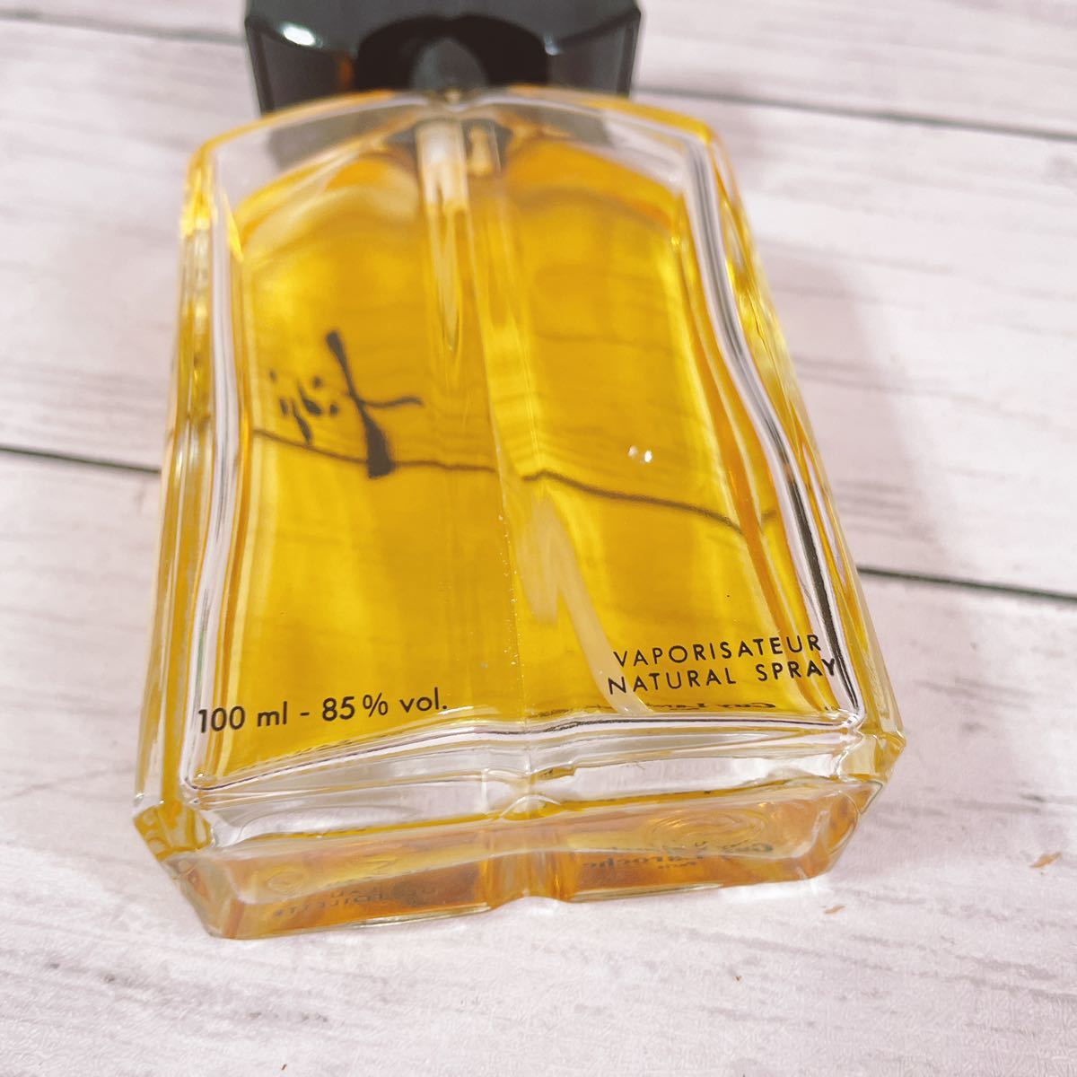 c3215 Guy Laroche ギラロッシュ　フィジー　100ml EDT