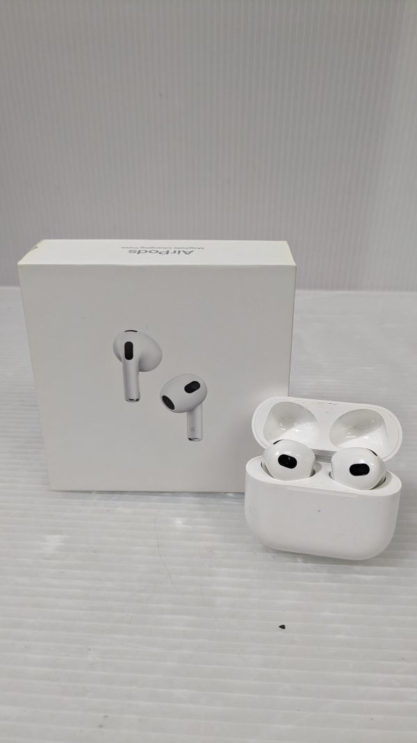 HC740-230728-108[ used ]Apple AirPods air poz third